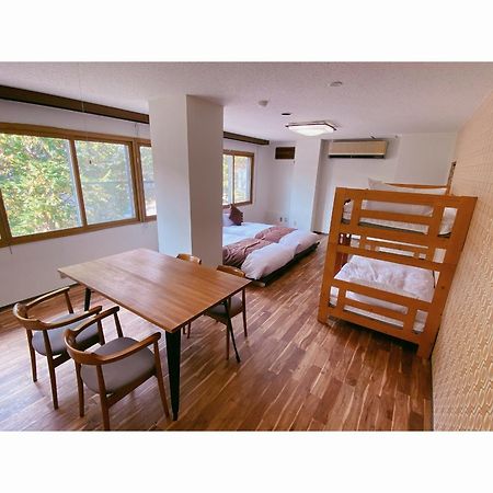 Bed and Breakfast Nomad Хакуба-Мура Экстерьер фото