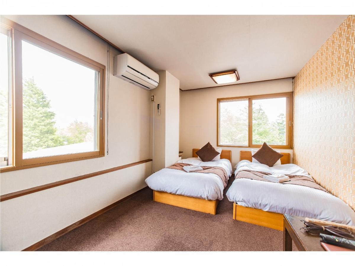 Bed and Breakfast Nomad Хакуба-Мура Экстерьер фото